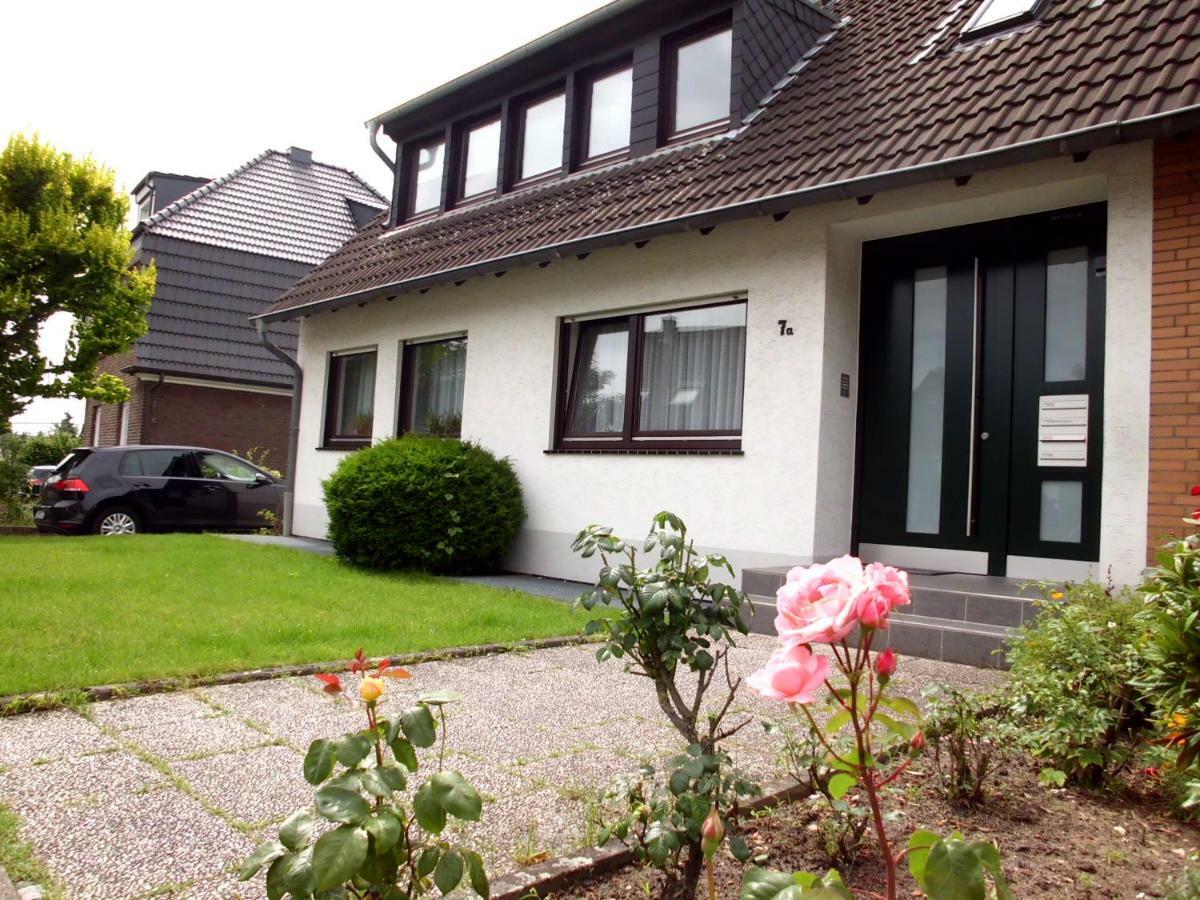 Schubert&Schubert Citynah, verkehrsgünstig, im Grünen Hilden Exterior foto